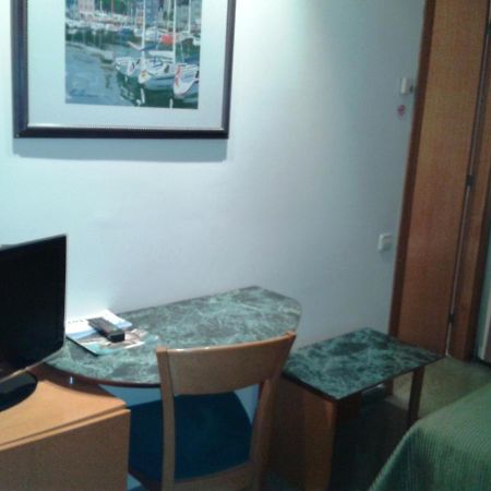 Hostal Meson Pepa Logrono Luaran gambar