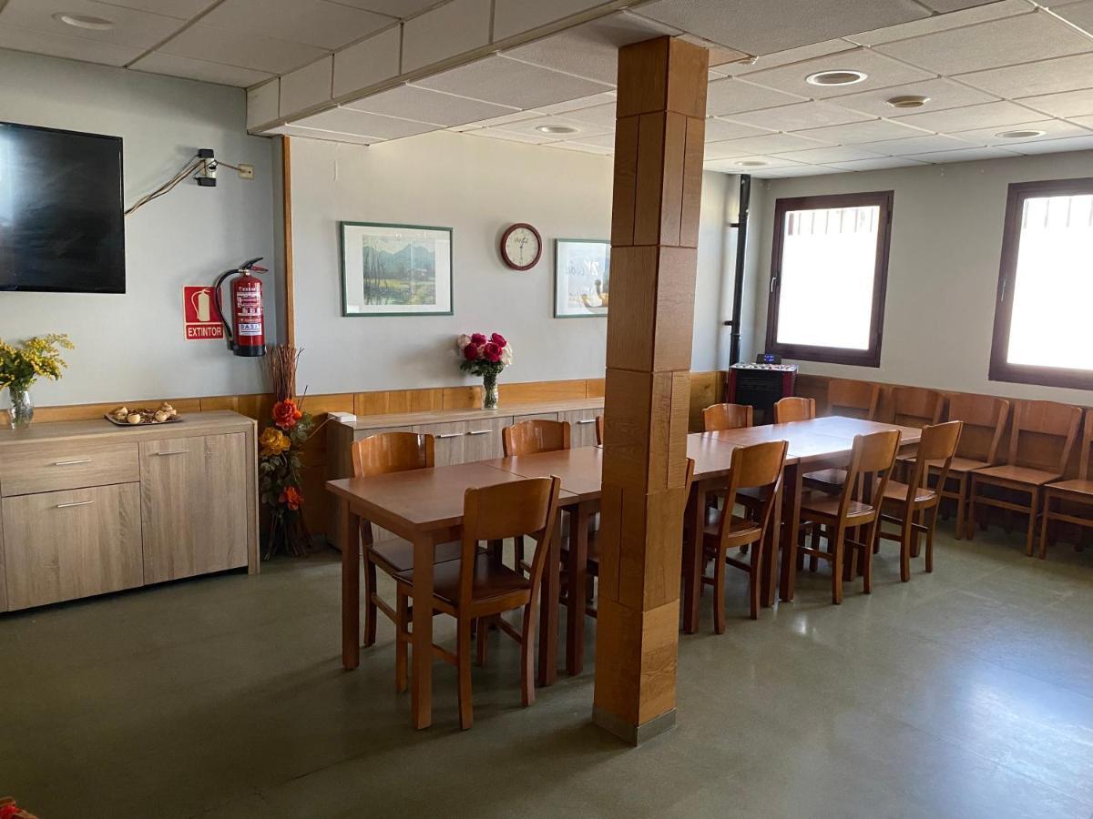 Hostal Meson Pepa Logrono Luaran gambar